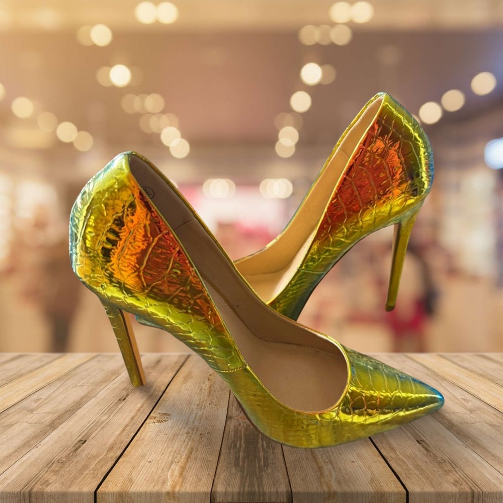 Liliana Shimmering Gold Heels